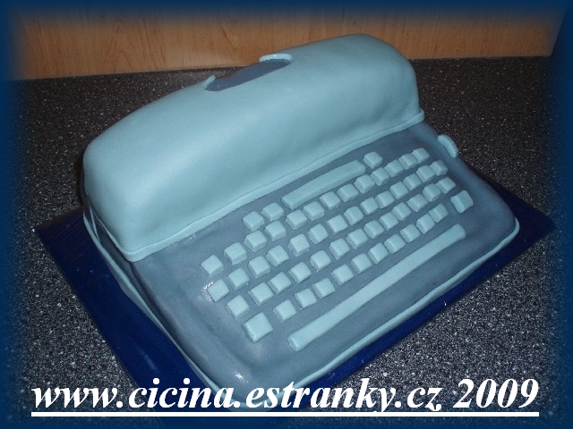 psací stroj - už s klávesami.jpg